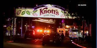 Knott's Berry Farm crowds flee in panic ...
