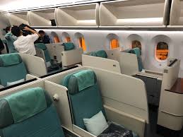 As my final destination was either phn/bkk or hanoi i chose korean for my first trip which were mostly in business class. Flight Review Seoul To Hong Kong In Korean Air Business Class Air Travel Analysis