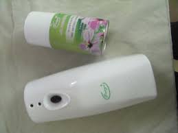 air freshener spray ile ilgili görsel sonucu
