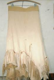 Authentic buckskin clothes almost always had some fringe, so take the this is also the step where you would use your colored dyes to create patterns on the buckskin. Buckskin Dresses Buckskin Dress Deerskin Dress Native American Dress
