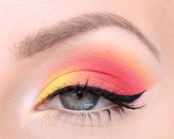 makeup of the day like a sunset
