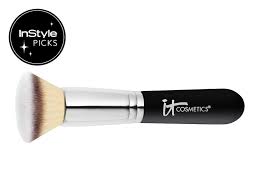 the 5 best foundation brushes of 2023
