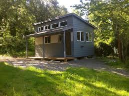 200 Sq Ft Tiny House With Full Kitchen