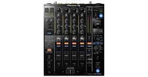 What mixer has the best effects?