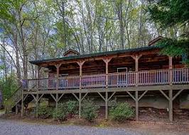 Late availability holiday log cabins with a hot tub or sauna. Hot Tub Greybeard Rentals
