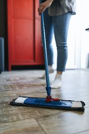 how to mop tile floors without streaks