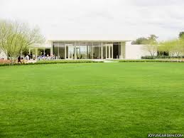 sunnylands center and gardens in palm