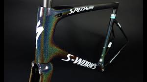 paint a carbon bike with holographic