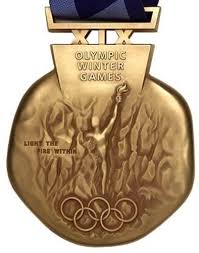 De organisatie voor de olympische spelen in tokio heeft de nieuwe medailles gepresenteerd. Medailles Uit Gemalen Pc S Nrc