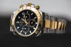 Ebay rolex daytona stahl/weiß gold chronograph armband die daytona ist eine 1992 winners edition. Rolex Daytona Real Or Fake Tips On Spotting A Replica Crown Caliber