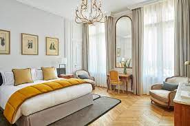 フランス、パリのLancaster Paris Champs-Elyseesというホテルを今予約。2024の価格。