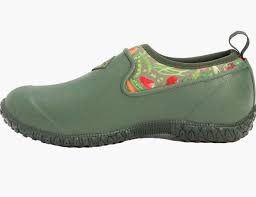 The 9 Best Gardening Shoes According