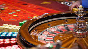 How to Choose the Right Day of the Week to Go to the Casino? | Branded  Voices | Advertise
