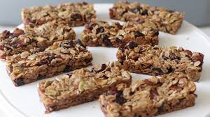 homemade granola bars recipe in the