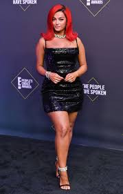 People's choice awards, max ehrich accused her of using their breakup to her advantage. People S Choice Awards 2020 Celebrity Red Carpet Fashion Style