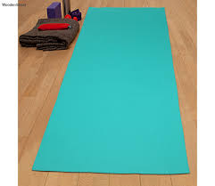 textured anti skid yoga mat green