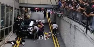 Road accident fatality rate in singapore vs comparable cities. Two Dead And Four Injured In Car Accident At Lucky Plaza The Online Citizen Asia