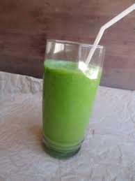 mango or pineapple coconut spinach smoothie