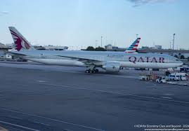 airplane art qatar airways boeing 777