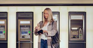 Finden sie unsere geldautomaten und geldautomaten der volksbanken raiffeisenbanken bundesweit mit der geldautomatensuche ihrer münchner bank eg. Geldautomaten Munchner Bank