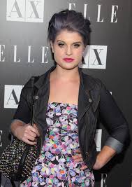 You can create different styles with short bob hair, slicked back style in one of the most formal looks. Kelly Osbourne Short Straight Cut Kelly Osbourne Short Hairstyles Lookbook Stylebistro