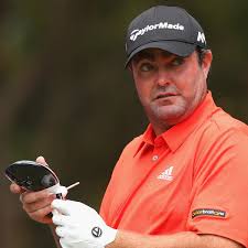 According to the report they provided, the golf caddy micah fugitt from (billy horschel) makes $ 1.57 million, and not only that, and he also bags in a 7% share of the prize pool. Steven Bowditch Pga Golfer Asks For Caddie On Twitter Sports Illustrated
