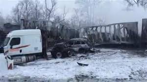 The accident happened around 10:20 p.m. One Dead In Michigan Pileup Of 100 Plus Cars Wsj