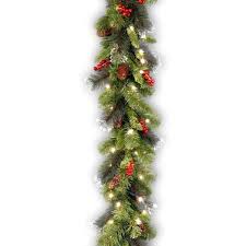 9 ft crestwood spruce garland with