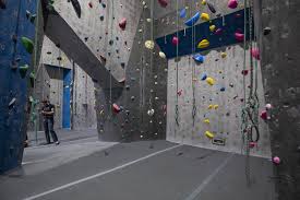 everett climbing gym to close move to