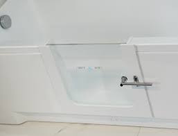 Perfection Bathtub With Glass Door
