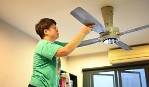 possible reasons why ceiling fan light