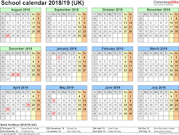 August 2018 Calendar With Holidays Uk Calendar Yearly
