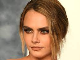 cara delevingne s new bangs are the