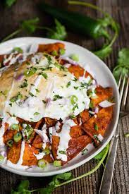 chilaquiles rojos recipe with fried