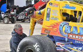 Placeit creates logo templates that are amazingly easy to use and don't require any additional software. Area Sprint Car Driver Adds To Family History At Eldora