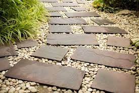 installing a flagstone walkway on the
