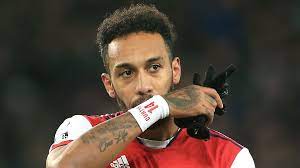 Pierre-Emerick Aubameyang loses armband after 'disciplinary breach' and  continues Arsenal's captaincy curse | Football News