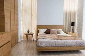Color Bedding Goes With Brown Furniture