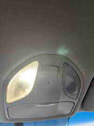 one of the car dome light doesn t work