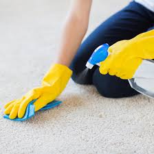 Teppich waschen in der maschine oder per hand. Teppich Reinigen Hausmittel Und Tipps Brigitte De