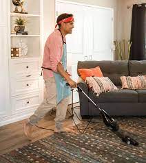 work with top carpet cleaner services