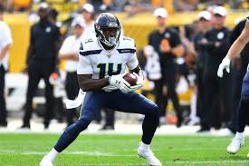 Metcalf has been one of the biggest stories early on at the 2019 nfl scouting combine in indianapolis, so all eyes continue to be on him when he goes through different. What Routes Is Seahawks Rookie Wr Dk Metcalf Running So Far In 2019 Field Gulls