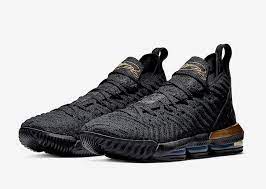 The nike lebron 16 which comes dressed in a black, gold and white color combination. Nike Lebron 16 Im King Bq5970 007 Release Date Sbd