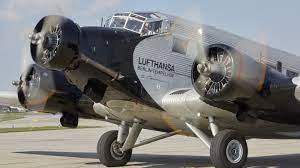 Super Star und Ju 52 bleiben im Besitz von Lufthansa - Lufthansa Group