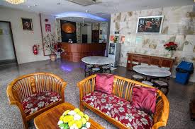 2 storey semi d at taman seri cendana. Rose Cottage Hotel Bandar Seri Alam In Johor Bahru Room Deals Photos Reviews