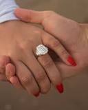 How many carats is Beyonce ring?