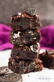 These are the most fudgy brownie you can ever think of, perfect crisp crackly top, super fudgy center, moist and gooey in all the best fudgy brownie recipe. Fudgy Oreo Brownies Marsha S Baking Addiction