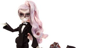 lady a zombie doll at monster high