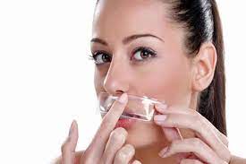 how to remove upper lip hair naturally