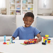 Play Doh Disney Pixar Cars Lightning Mcqueen Set With 3 Cans Of Dough Walmart Com Walmart Com